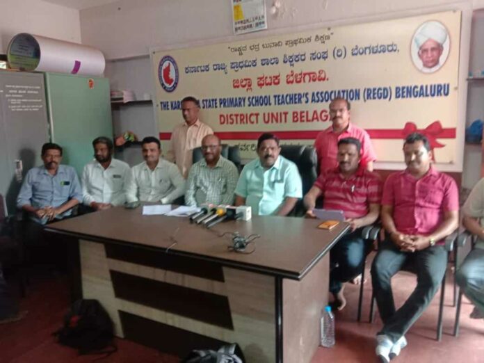 Primary teachers Primary teachers