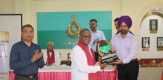 गोवा पोलिसांकडून ५५ वर्षांपूर्वी केलेल्या कार्याचा गौरव Police