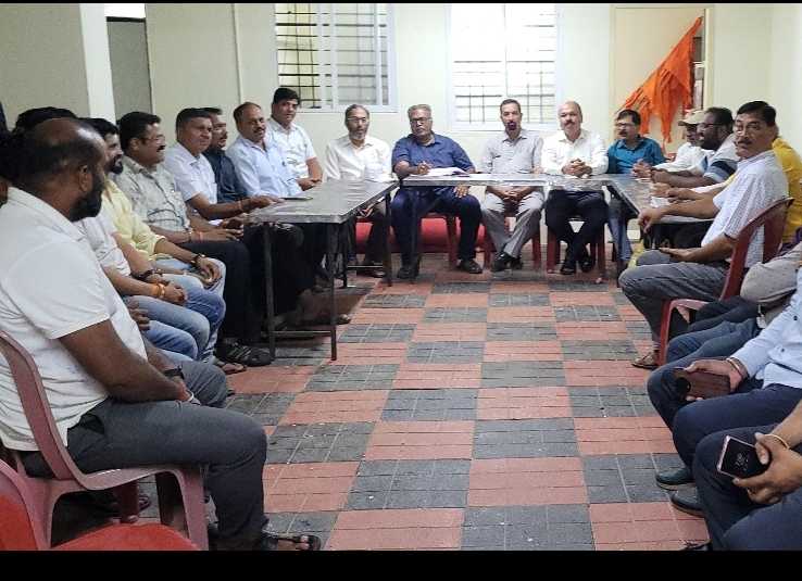 पुढील रणनीती आखण्यासाठी समितीची बैठक