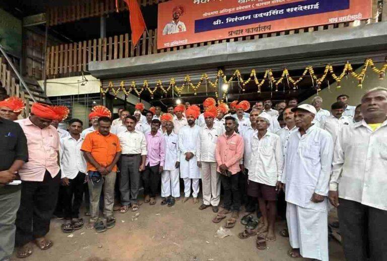 निरंजन सरदेसाईंच्या प्रचार कार्यालयाचे उद्घाटन