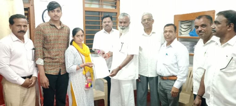 बेळगावच्या रुग्णास महाराष्ट्र शासनाची एक लाखांची आर्थिक मदत