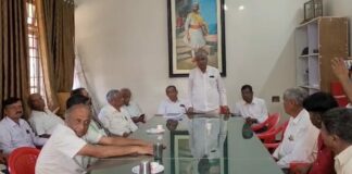 महाराष्ट्राच्या अर्थसंकल्पीय अधिवेशनात समितीचे धरणे आंदोलन Mes meet