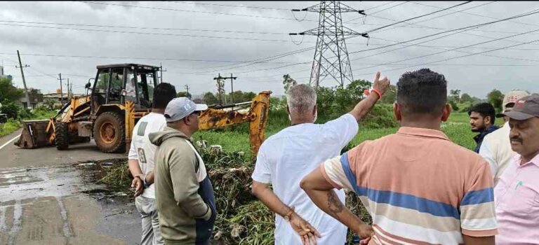 प्रत्येक ब्रिजच्या ठिकाणी बळ्ळारी नाला स्वच्छतेला प्रारंभ