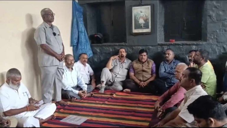 महाप्रसादाला विरोध करणाऱ्या नगरसेवकांचा  निषेध