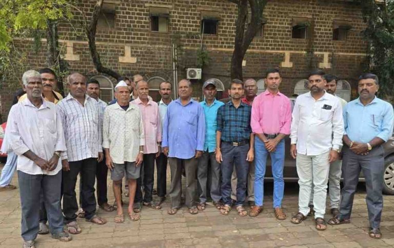 आमच्या गावाचे लवकरात लवकर करा स्थलांतर -आमगाव ग्रामस्थांची मागणी