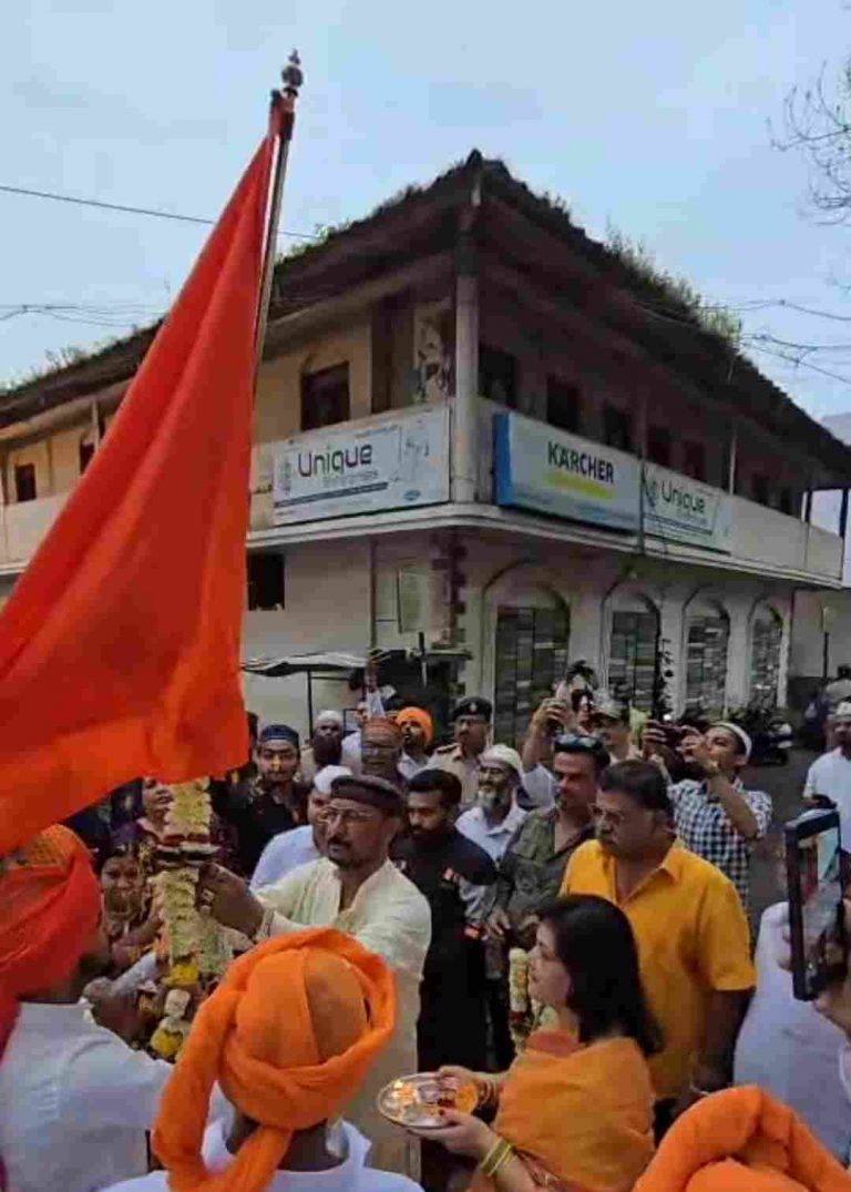 दुर्गा माता दौडने साधली सैन्य, समाजात एकात्मता