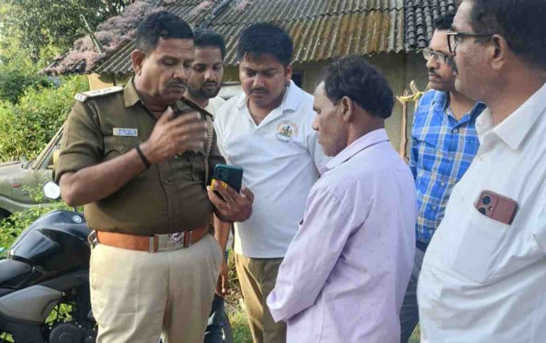 ९ घरे फोडली; पंधरा लाख रोख व सोन्या-चांदीचे दागिने लंपास.