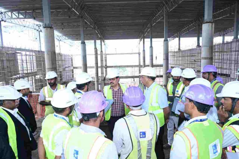 एअरपोर्ट ॲथोरिटी चेअरमन बेळगावात!