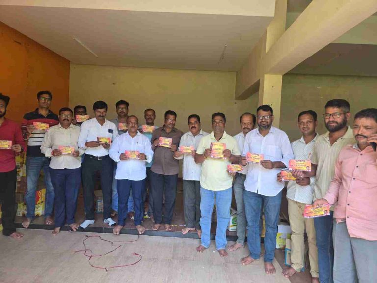 अभ्यंग स्नाना’साठी 25 हजार उटण्याचे वितरण