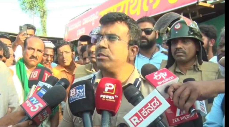 दगडफेकीत 6 पोलीस जखमी…आंदोलना बाबत पोलीस अधीक्षक