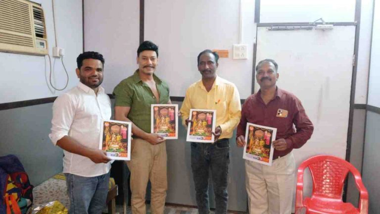 अभिनेते शांतनू मोघे यांच्या हस्ते बेळगावच्या या दिवाळी अंकाचे प्रकाशन