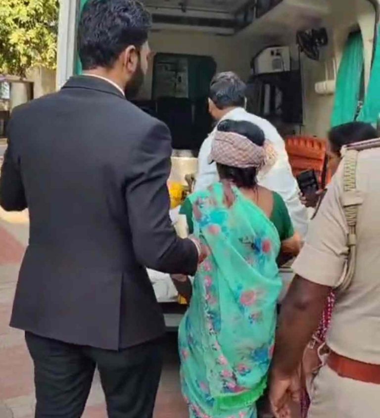 न्यायाधीशांसमोरच महिलेच्या खूनाचा प्रयत्न; आरोपीला अटक