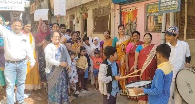 उद्याच्या पोलिओ डोस उपक्रमासंदर्भात शालेय मुलांची जनजागृती फेरी