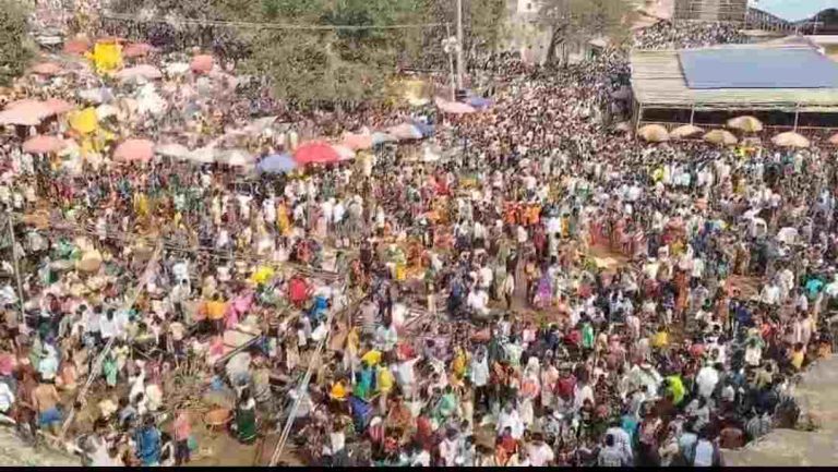 उदे गं आई, उदे…’ च्या जयघोषात फुलला यल्लम्मा डोंगर!