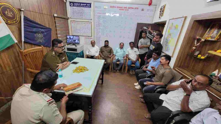सकाळी लवकर होणार पांगुळ गल्लीतील पारंपारिक लोटांगण कार्यक्रम