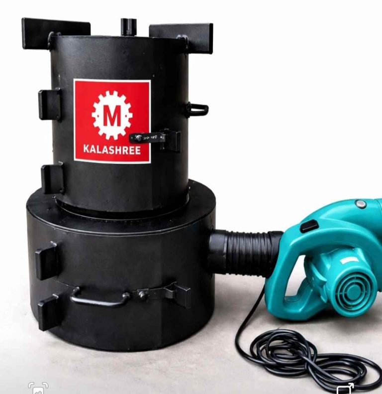 गॅसपासून चिंतामुक्त करणाऱ्या ‘कलाश्री’च्या लाकूड -कोळशावरील शेगड्या