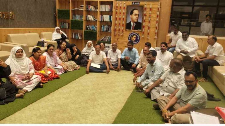 यासाठी महापालिका सर्वसाधारण बैठकीवर विरोधी गटाचा बहिष्कार;