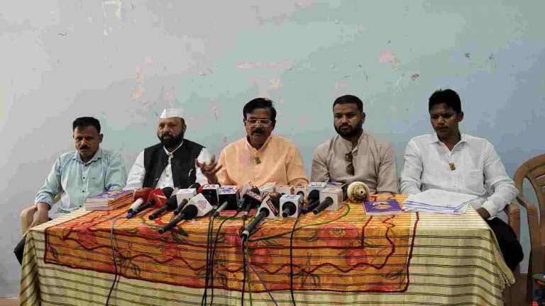 राष्ट्रपुरुष शहाजीराजे  समाधीचा विकास न झाल्यास देशव्यापी जनांदोलन