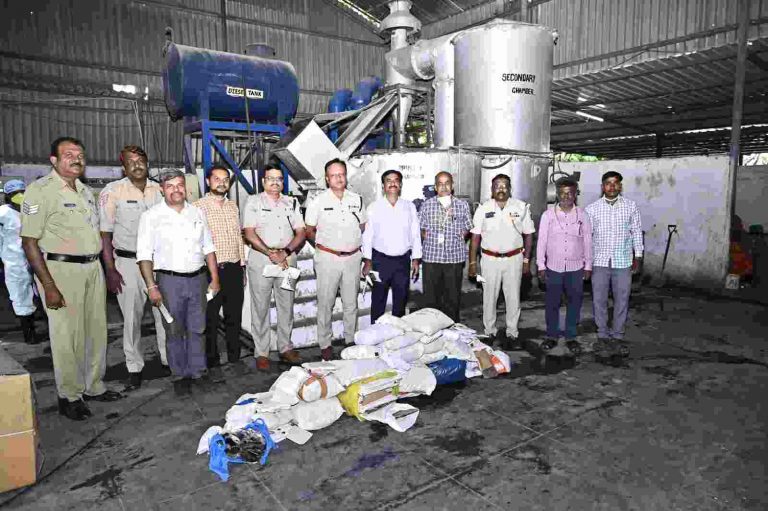 जप्त केलेला कोट्यावधीचा अंमली पदार्थ साठा पोलिसांनी केला नष्ट