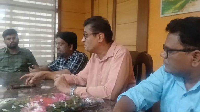 समाजाची नाडी पकडा, नाहीतर लोक पर्याय शोधतील :  ऋषीकेश देसाई