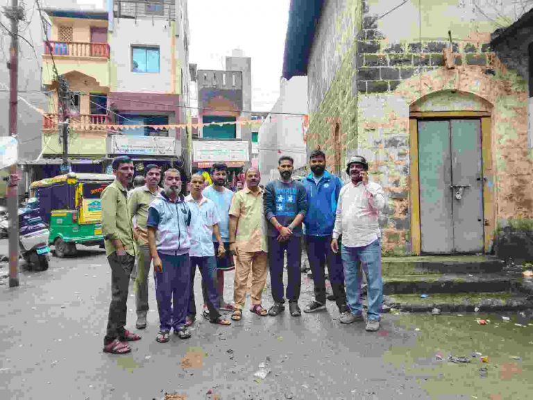 निहाल शहापूरकर यांच्या पुढाकाराने स्वच्छता मोहीम