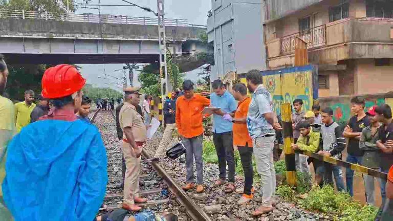 रेल्वेच्या धडकेत महाविद्यालयीन विद्यार्थ्याचा मृत्यू;