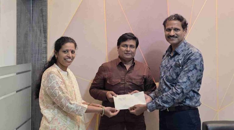 भाषेच्या भिंती ओलांडून कुगजी दाम्पत्याचा मदतीचा हात