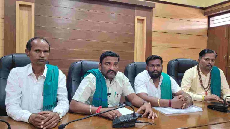 ऊस उत्पादकांना प्रतिटन ₹1,000 अतिरिक्त द्या; शेतकरी संघटनेचा सरकारला इशारा